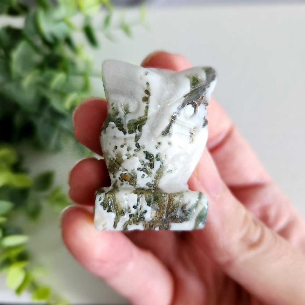 Moss agate owl - crystal carving